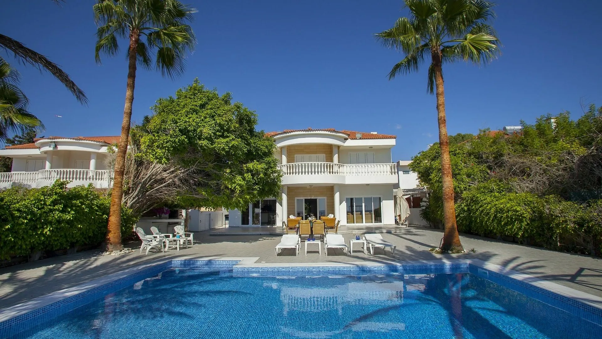 Sunset Beachfront Villa Meneou Λάρνακα Κύπρος